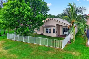 8049 Via Bolzano, Lake Worth, FL 33467 - Photo 40