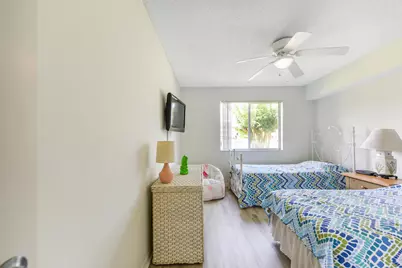 1590 S 42nd Circle #106, Vero Beach, FL 32967 - Photo 10