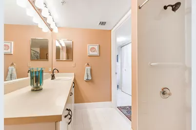 1590 S 42nd Circle #106, Vero Beach, FL 32967 - Photo 20