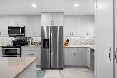 511 Bayshore Drive #910, Fort Lauderdale, FL 33304 - Photo 12
