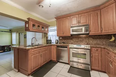 [Address not provided], Lauderdale Lakes, FL 33309 - Photo 12