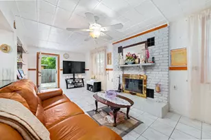 4460 NW 3rd Pl, Plantation, FL 33317 - Photo 10