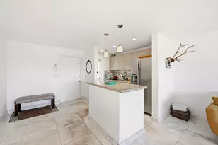 2420 SE 17th St, Fort Lauderdale, FL 33316 - Photo 10