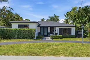 2860 Monroe St, Hollywood, FL 33020 - Photo 1
