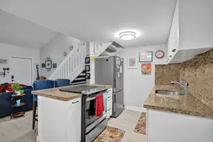 1455 Holly Heights Dr, Fort Lauderdale, FL 33304 - Photo 10