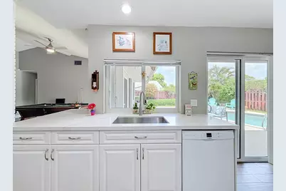 16751 Redwood Way, Weston, FL 33326 - Photo 26