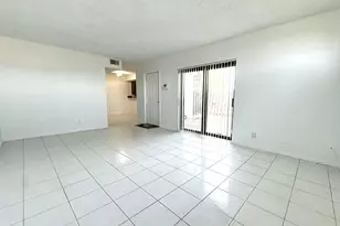 3757 Victoria Dr, West Palm Beach, FL 33406 - Photo 8