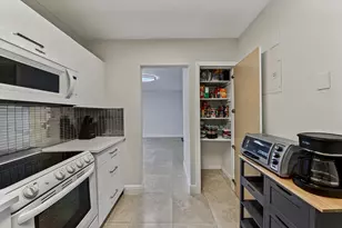 9 NE 19th Ct, Wilton Manors, FL 33305 - Photo 6