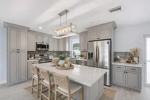 2120 NE 62nd Ct, Fort Lauderdale, FL 33308 - Photo 2