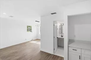 270 SW 10th Ave, South Bay, FL 33493 - Photo 12