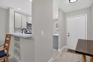 539 NW 36th Ave, Deerfield Beach, FL 33442 - Photo 2