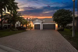876 NW 123rd Dr, Coral Springs, FL 33071 - Photo 2