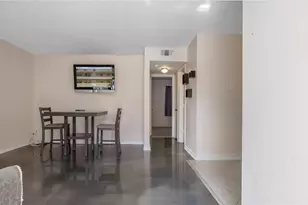 5186 NE 6th Ave, Oakland Park, FL 33334 - Photo 14