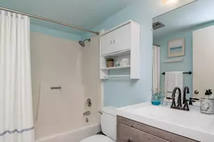 5186 NE 6th Ave, Oakland Park, FL 33334 - Photo 18