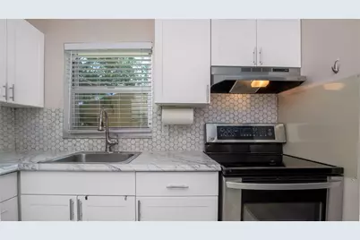 5186 NE 6th Avenue #710, Oakland Park, FL 33334 - Photo 10