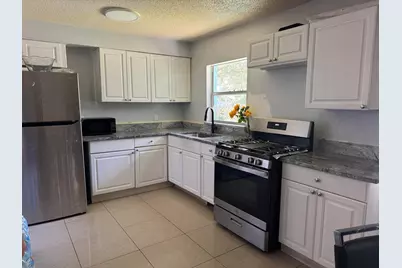 3213 Indiana Court, Fort Pierce, FL 34947 - Photo 2