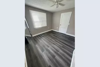 2467 NW 90th Street, Miami, FL 33147 - Photo 4