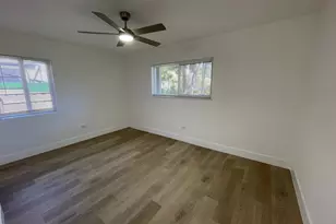 1635 NE 160th St, North Miami Beach, FL 33162 - Photo 14