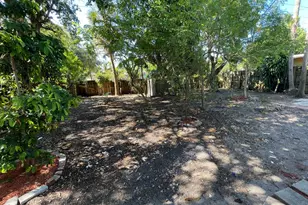 1635 NE 160th St, North Miami Beach, FL 33162 - Photo 24