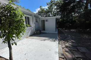 1635 NE 160th St, North Miami Beach, FL 33162 - Photo 20