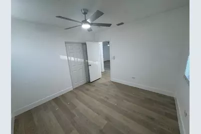 1635 NE 160th Street, North Miami Beach, FL 33162 - Photo 12