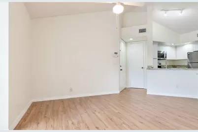 417 Vista Isles Drive #2322, Sunrise, FL 33325 - Photo 6