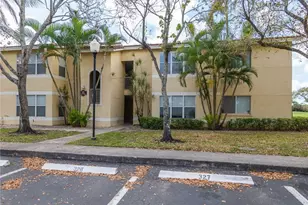 417 Vista Isles Dr, Sunrise, FL 33325 - Photo 1