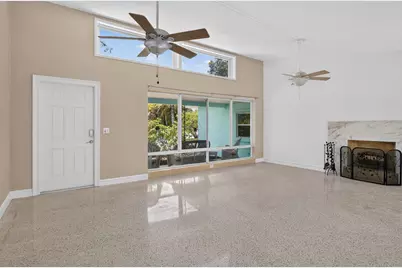 2110 NE 4th Avenue, Boca Raton, FL 33431 - Photo 8
