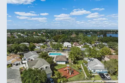 310 NW 207th Way, Pembroke Pines, FL 33029 - Photo 8