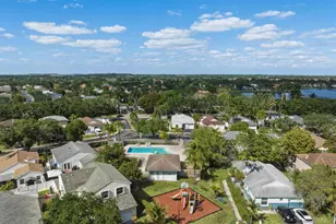 310 NW 207th Way, Pembroke Pines, FL 33029 - Photo 8