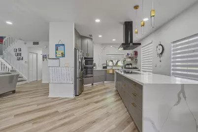 310 NW 207th Way, Pembroke Pines, FL 33029 - Photo 20