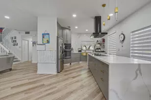 310 NW 207th Way, Pembroke Pines, FL 33029 - Photo 20
