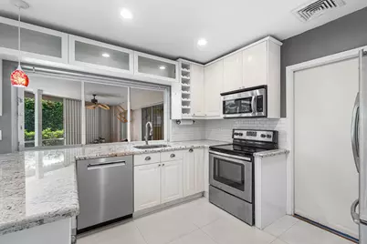 781 Apple Tree Lane, Boca Raton, FL 33486 - Photo 8
