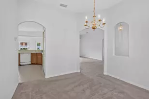 8253 Sand Pine Cir, Port Saint Lucie, FL 34952 - Photo 8