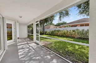 8253 Sand Pine Cir, Port Saint Lucie, FL 34952 - Photo 40