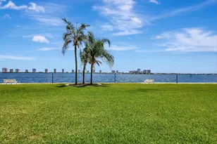 801 Lake Shore Dr, Lake Park, FL 33403 - Photo 30