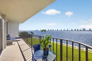 801 Lake Shore Dr, Lake Park, FL 33403 - Photo 4