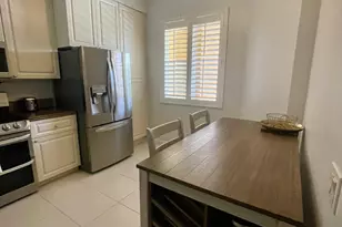 18 Harbour Isle Dr W, Fort Pierce, FL 34949 - Photo 2
