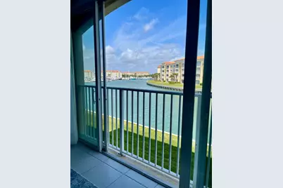 18 Harbour Isle Drive W #203, Fort Pierce, FL 34949 - Photo 10