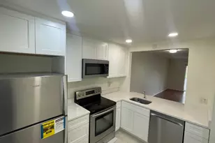 143 NW 93rd Ave, Pembroke Pines, FL 33024 - Photo 6