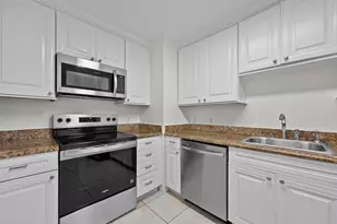 5600 N Flagler Dr, West Palm Beach, FL 33407 - Photo 14