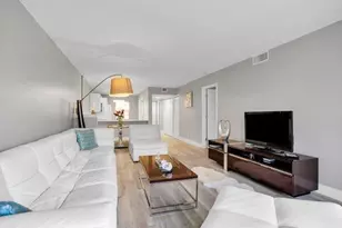 3503 Oaks Way, Pompano Beach, FL 33069 - Photo 10