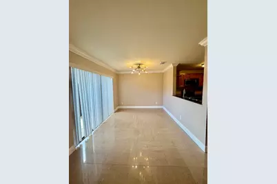 2050 Oleander Boulevard #11-103, Fort Pierce, FL 34950 - Photo 4
