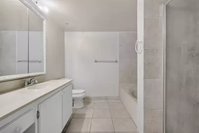 600 Parkview Drive #230, Hallandale Beach, FL 33009 - Photo 12