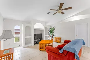 524 SE Nome Dr, Port Saint Lucie, FL 34984 - Photo 8