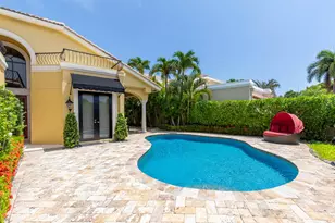 529 Pelican Way, Delray Beach, FL 33483 - Photo 2