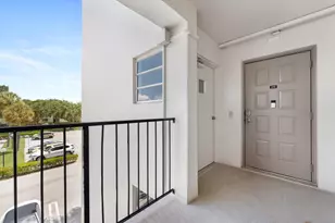 3200 N Palm Aire Dr, Pompano Beach, FL 33069 - Photo 2