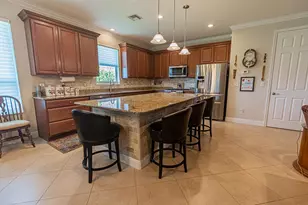 9612 SW Gum Tree Ct, Port Saint Lucie, FL 34987 - Photo 6