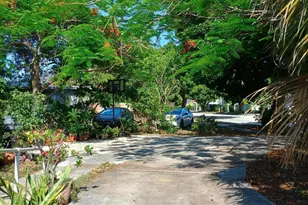 831 N Forest Hill Blvd, West Palm Beach, FL 33405 - Photo 2