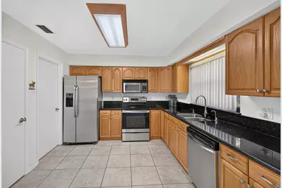 9925 Frangipani Tree Way #B, Boynton Beach, FL 33436 - Photo 12